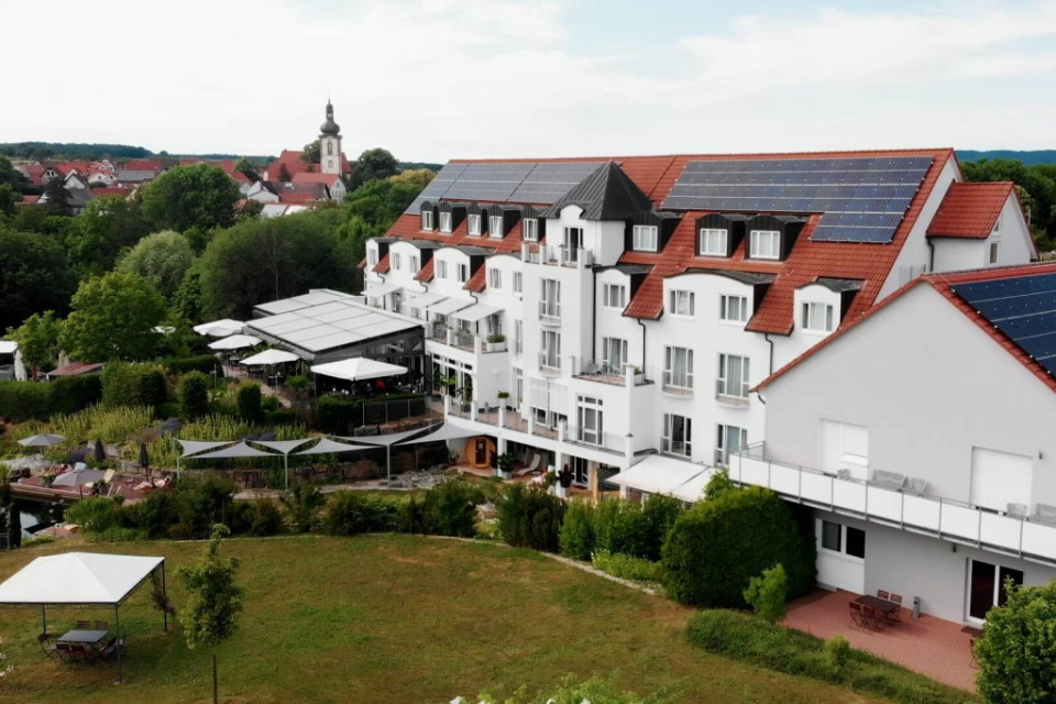 Landhotel Rügheim - Hochzeit im Grünen Bild 1