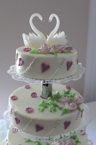Auftragskonditorei Baldauf, Hochzeitstorte Erlabrunn, Kontaktbild